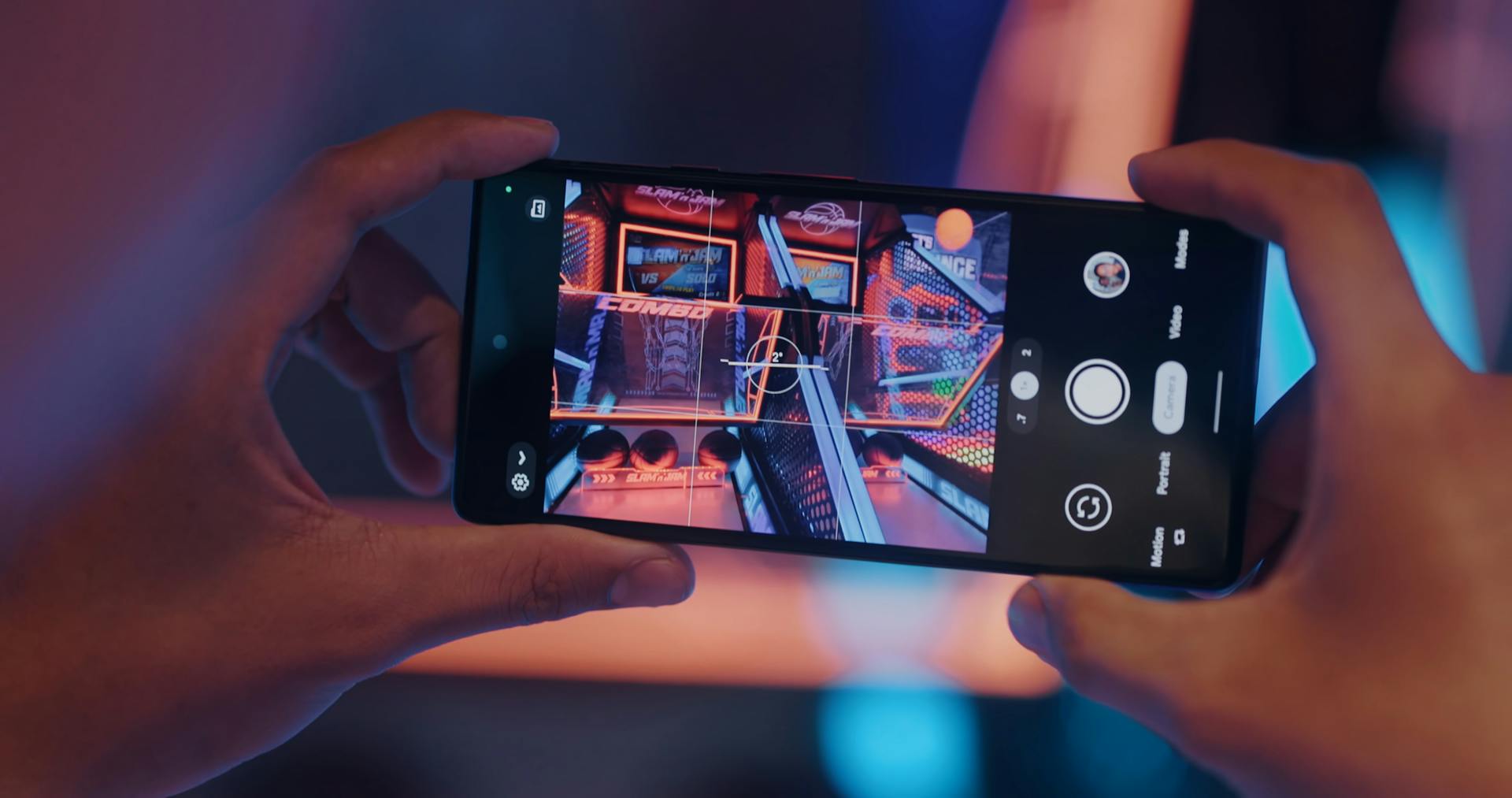 Pexels free gaming smartphone adv pubblicità