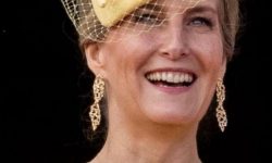 giulia barela orecchini Duchessa di Edinburgo