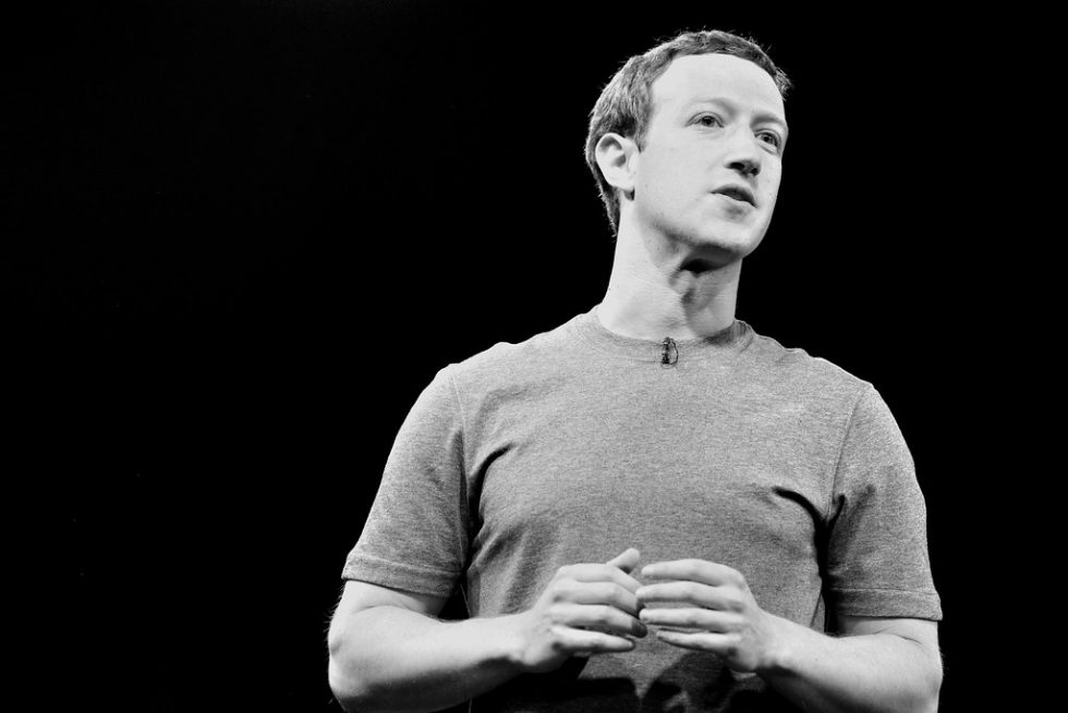 Mark Zuckerberg ha davvero chiuso con la politica?