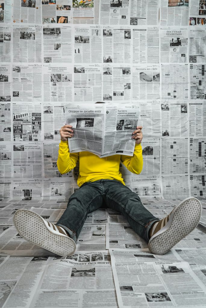 giornali giornalismo newspapers unsplash free