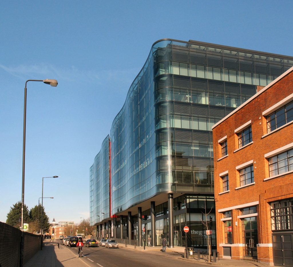 Guardian hq London free Wikimedia