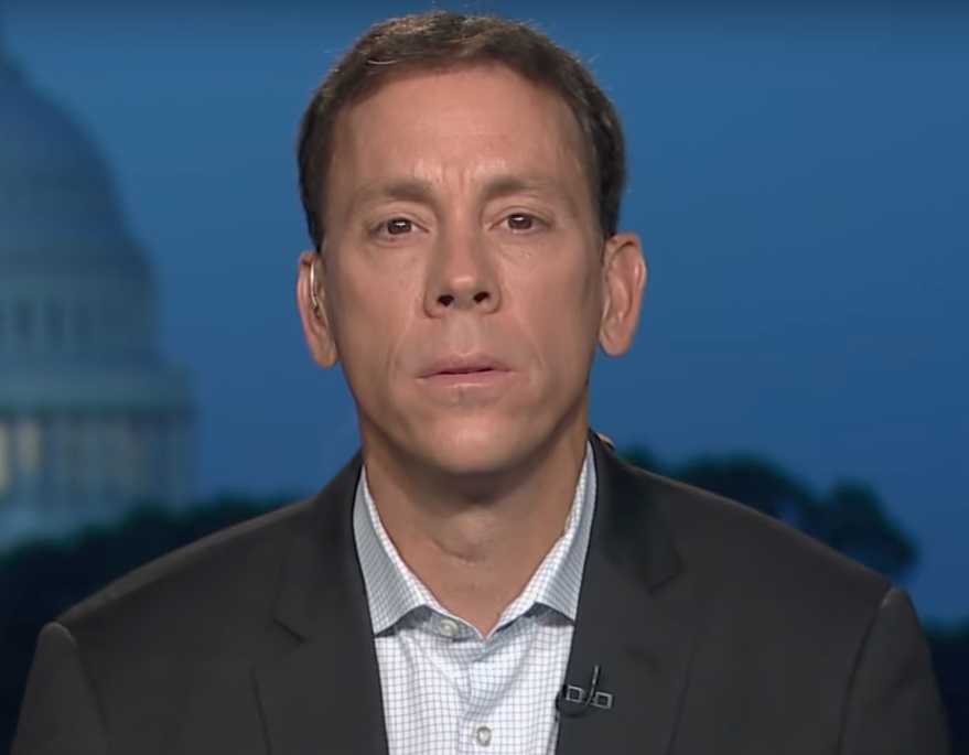 wikimedia Jim_VandeHei_on_Morning_Joe Axios