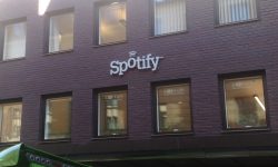 Spotify_HQ_wikimedia_commons free